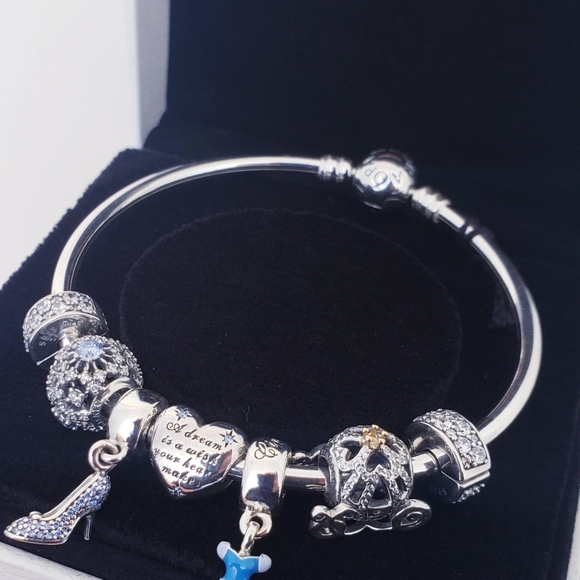 💫Authentic Pandora DISNEY CINDERELLA BRACELET 8pc GIFT SET 🎁 - Picture 3 of 10